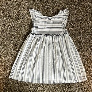 LIKE NEW-Carter’s White dress with Navy blue stripes size 24 month